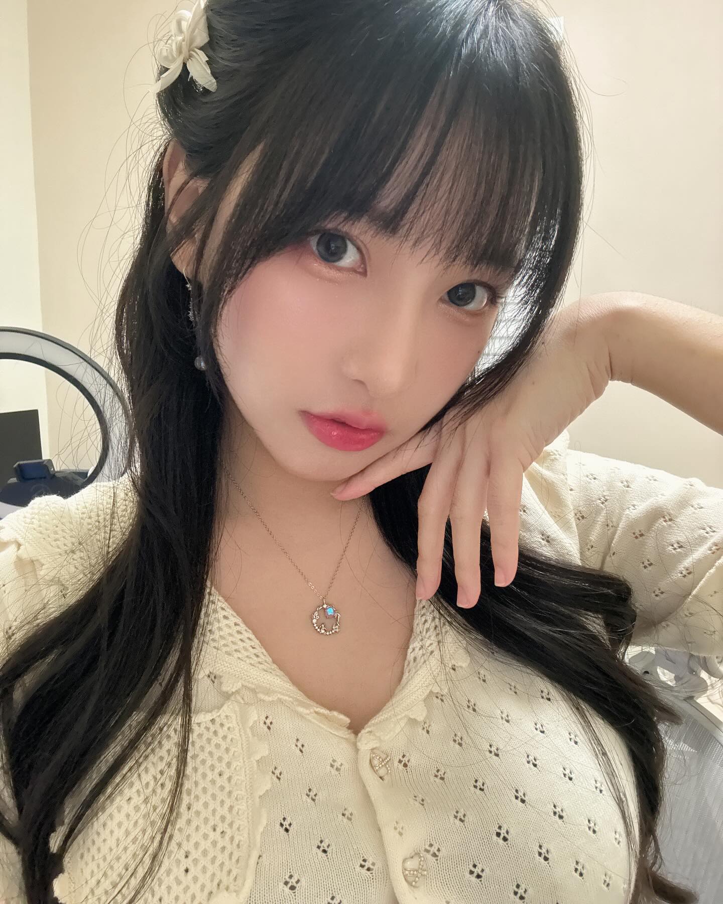 留学生约炮约爱加v  ;  wt81369可上门